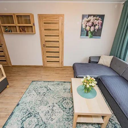 Charming Apartment With Private Yard Marijampole Exterior photo