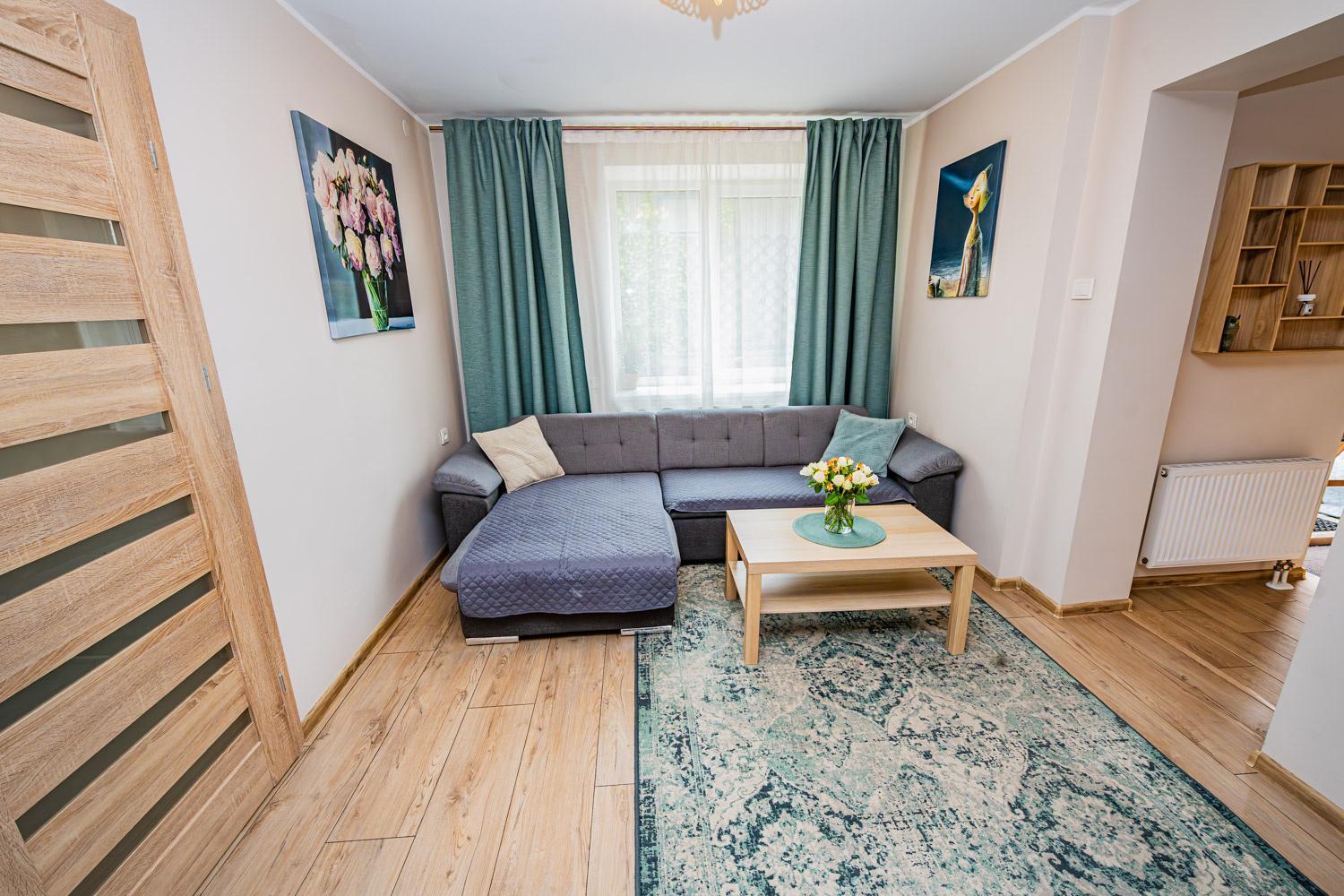 Charming With Private Yard Apartment Marijampole